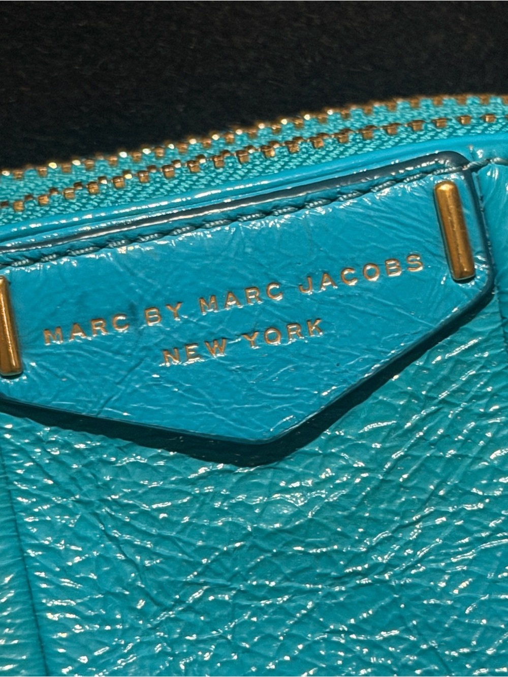 Marc by Marc Jacob’s Downtown Lola Crossbody - Picture 2 of 16